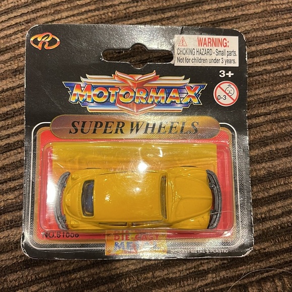 - Motormax Super Wheels Die-Cast Metal Yellow VW Beetle 61000 - Picture 3 of 5